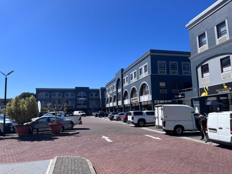To Let Commercial Property for Rent in Oakdale Western Cape
